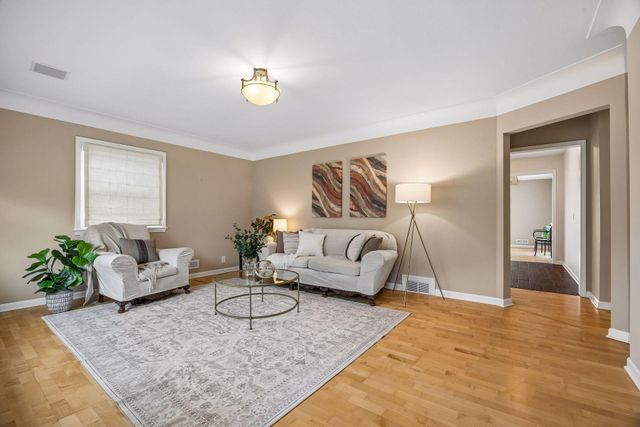 7837 Edgebrook Drive, Saint Louis Park, MN 55426