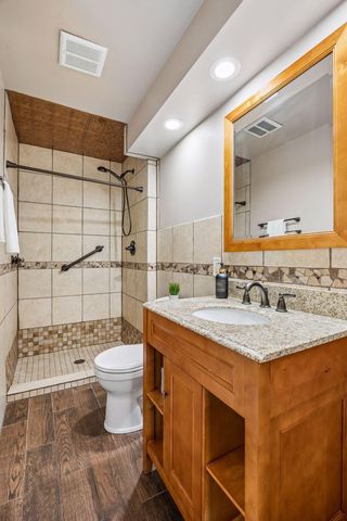 7837 Edgebrook Drive, Saint Louis Park, MN 55426