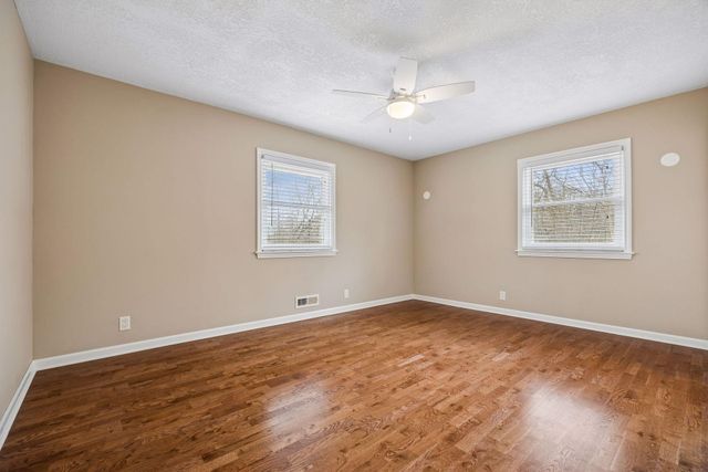 7837 Edgebrook Drive, Saint Louis Park, MN 55426