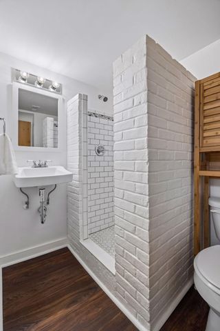 7837 Edgebrook Drive, Saint Louis Park, MN 55426