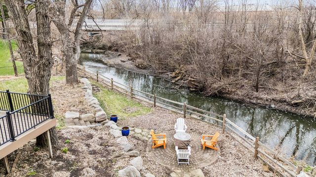 7837 Edgebrook Drive, Saint Louis Park, MN 55426