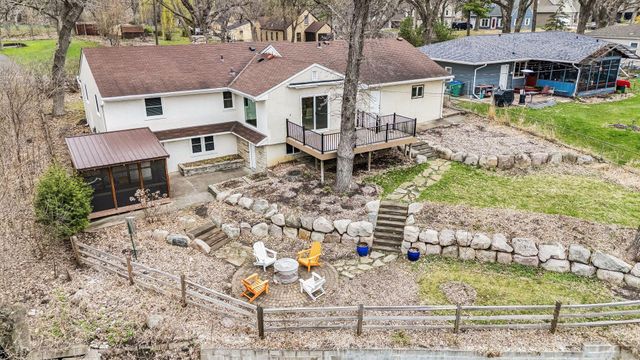 7837 Edgebrook Drive, Saint Louis Park, MN 55426