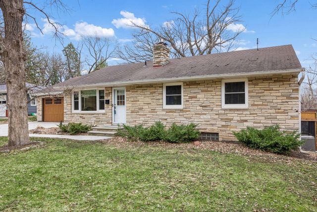 7837 Edgebrook Drive, Saint Louis Park, MN 55426