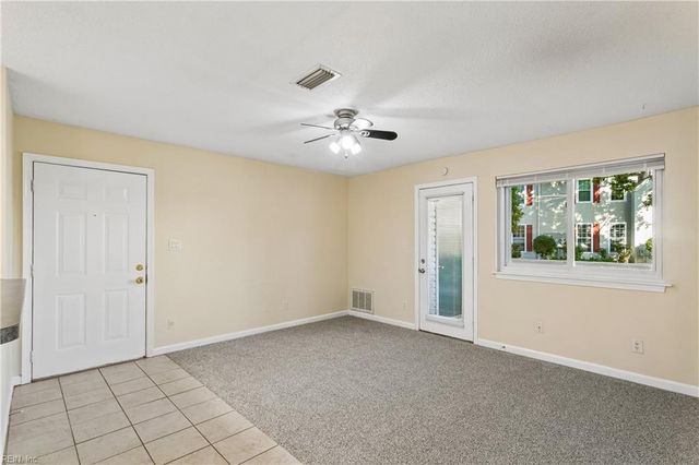 12622 Daybreak CIR, Newport News, VA 23602
