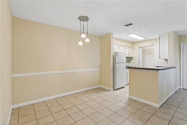 12622 Daybreak CIR, Newport News, VA 23602