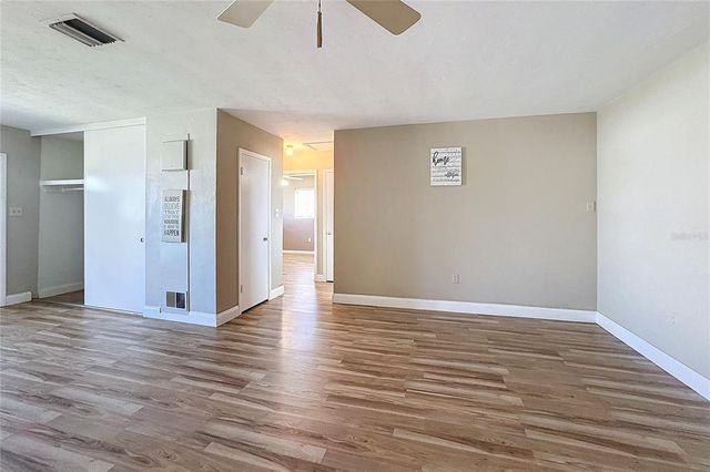 7903 HYDE PARK AVENUE, North Port, FL 34287