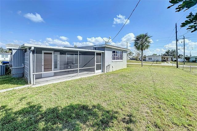 7903 HYDE PARK AVENUE, North Port, FL 34287