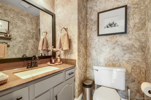 15896 E Saratoga Place, Aurora, CO 80015