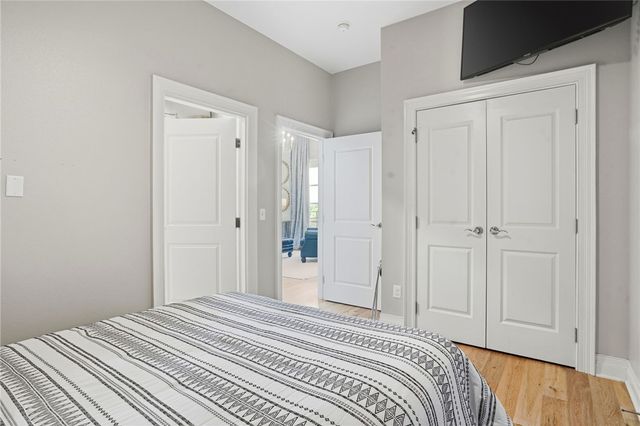 609 W Dickson Street 703, Fayetteville, AR 72701