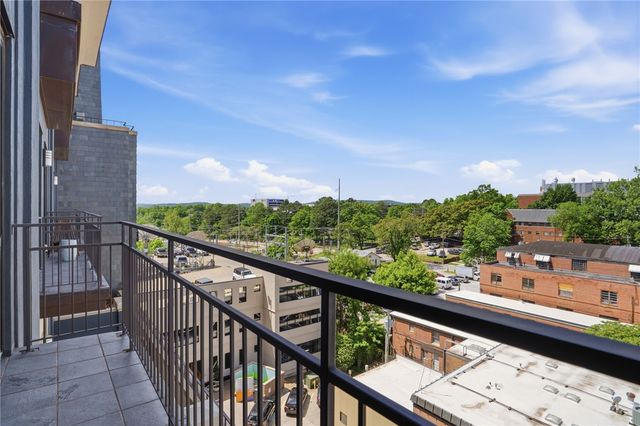 609 W Dickson Street 703, Fayetteville, AR 72701