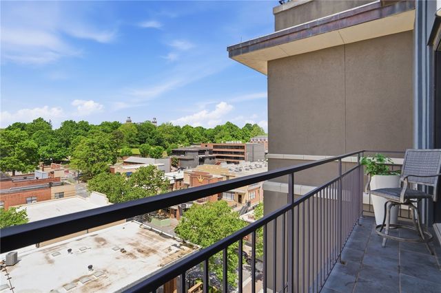 609 W Dickson Street 703, Fayetteville, AR 72701