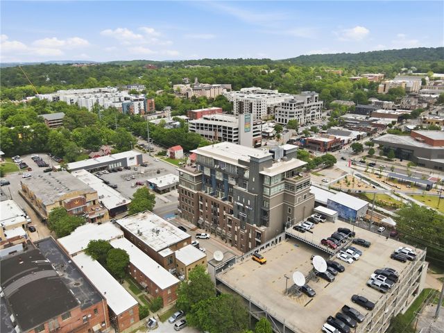 609 W Dickson Street 703, Fayetteville, AR 72701