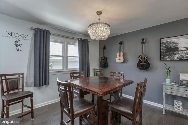 14 JESSE DR, Hamilton, NJ 08619