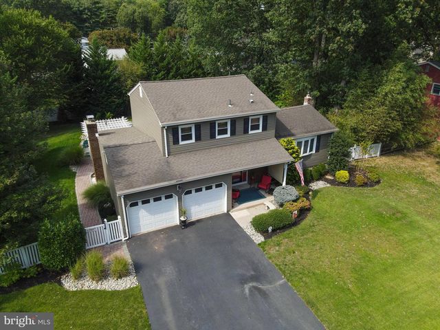 14 JESSE DR, Hamilton, NJ 08619
