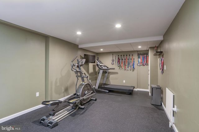 14 JESSE DR, Hamilton, NJ 08619