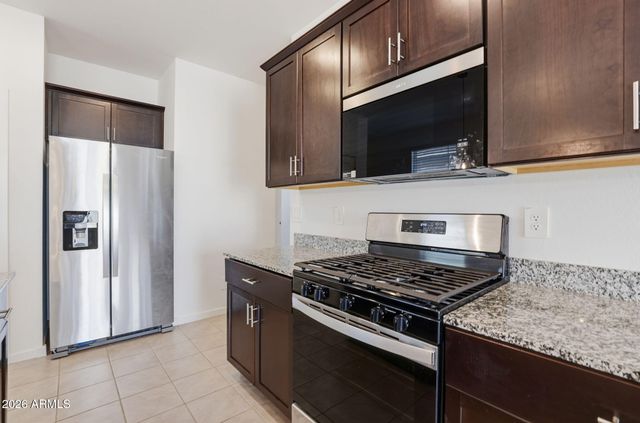 3136 E HAYDEN ROSE Avenue, San Tan Valley, AZ 85143