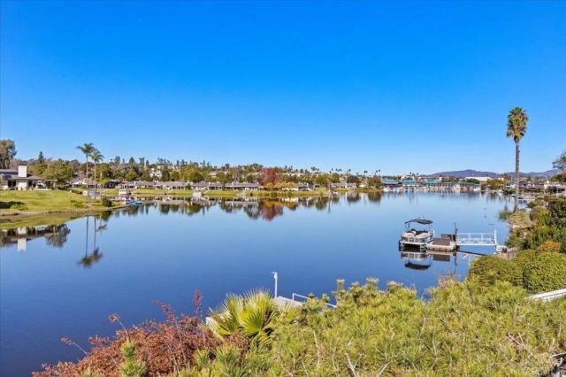 1610 Via La Plaza, San Marcos, CA 92078