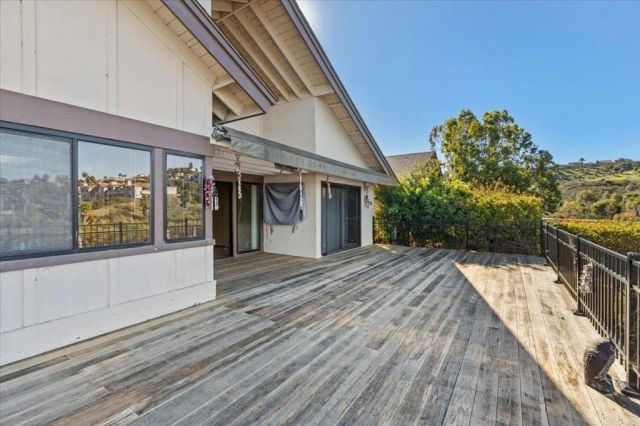 1610 Via La Plaza, San Marcos, CA 92078