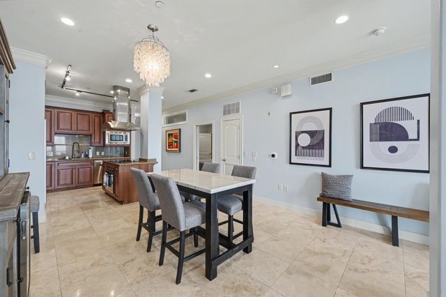 1419 Montrose Boulevard 604, Houston, TX 77019