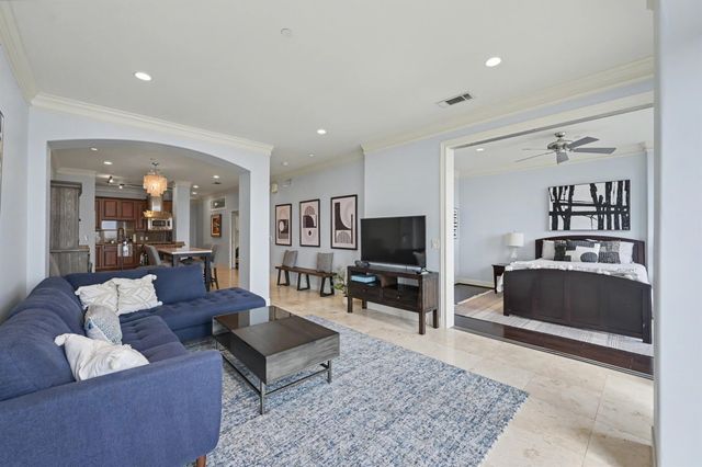 1419 Montrose Boulevard 604, Houston, TX 77019