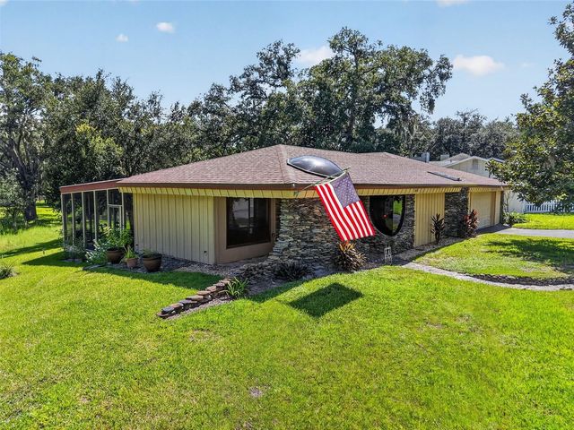 2314 HILLSIDE DRIVE, Mount Dora, FL 32757