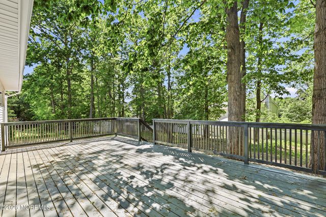 331 Gordons Corner Road, Manalapan, NJ 07726