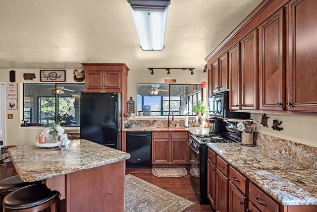 2505 Muir Ct, Cool, CA 95614