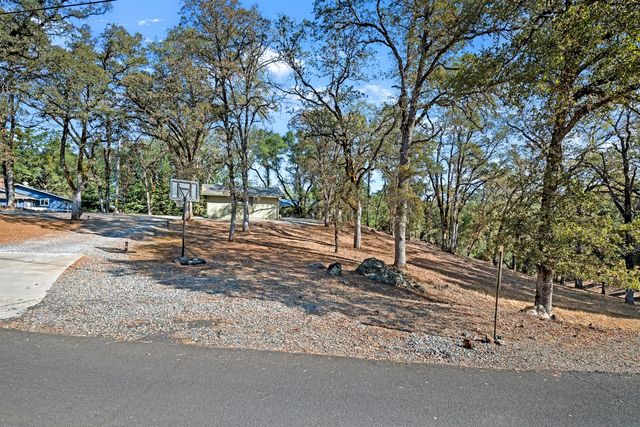 2505 Muir Ct, Cool, CA 95614