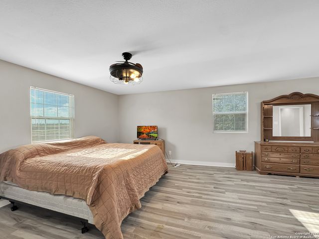 3233 County Road 426, Beeville, TX 78102