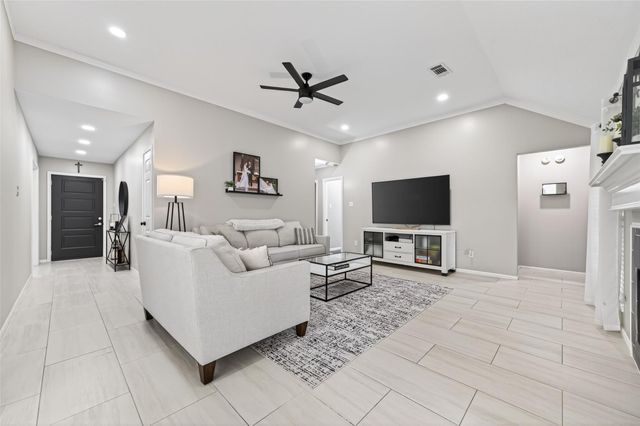 26901 Palace Pines Drive, Kingwood, TX 77339