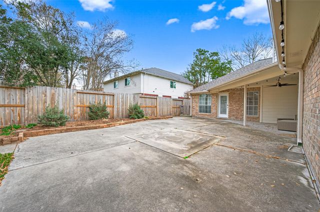 26901 Palace Pines Drive, Kingwood, TX 77339