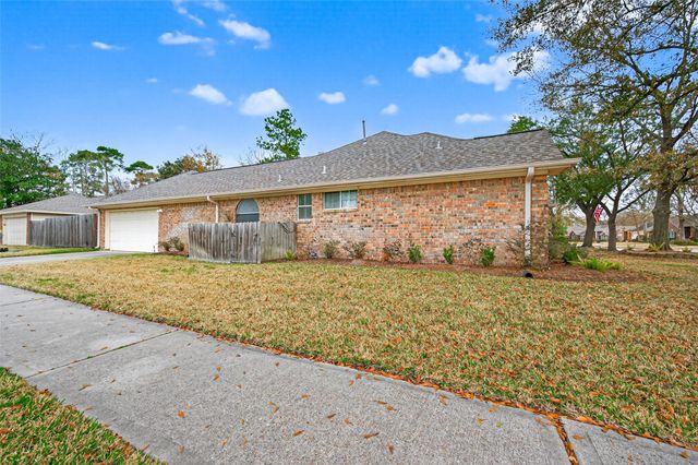 26901 Palace Pines Drive, Kingwood, TX 77339