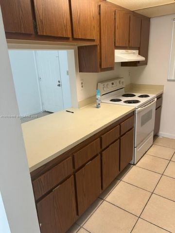 1880 N Congress Avenue 109, West Palm Beach, FL 33401