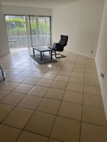 1880 N Congress Avenue 109, West Palm Beach, FL 33401