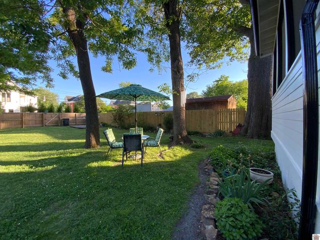 1620 Monroe St., Paducah, KY 42001