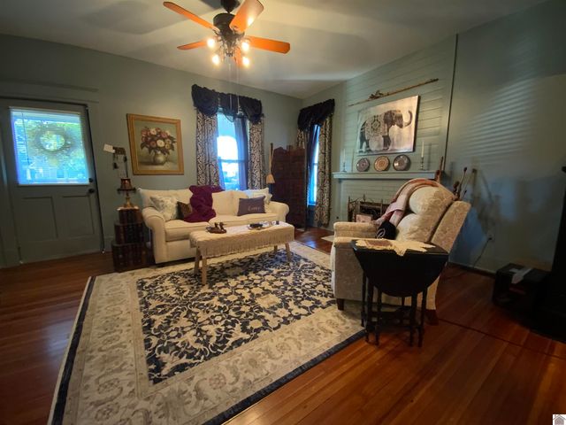 1620 Monroe St., Paducah, KY 42001