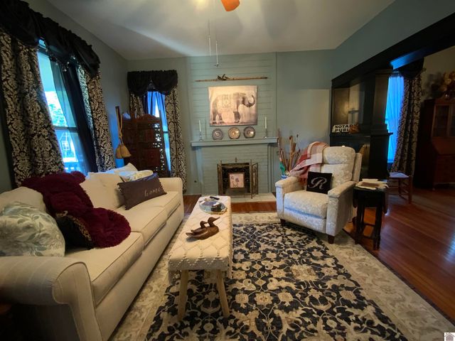 1620 Monroe St., Paducah, KY 42001