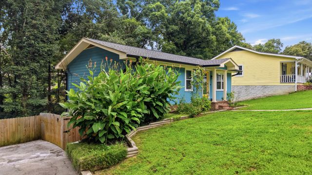 1420 N Winer Drive, Soddy Daisy, TN 37379