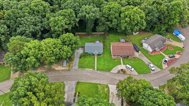 1420 N Winer Drive, Soddy Daisy, TN 37379