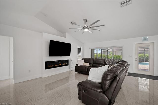 2702 NE 1st AVE, Cape Coral, FL 33909