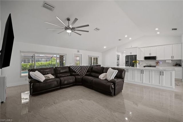 2702 NE 1st AVE, Cape Coral, FL 33909