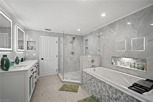 2702 NE 1st AVE, Cape Coral, FL 33909