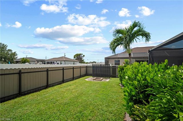 2702 NE 1st AVE, Cape Coral, FL 33909