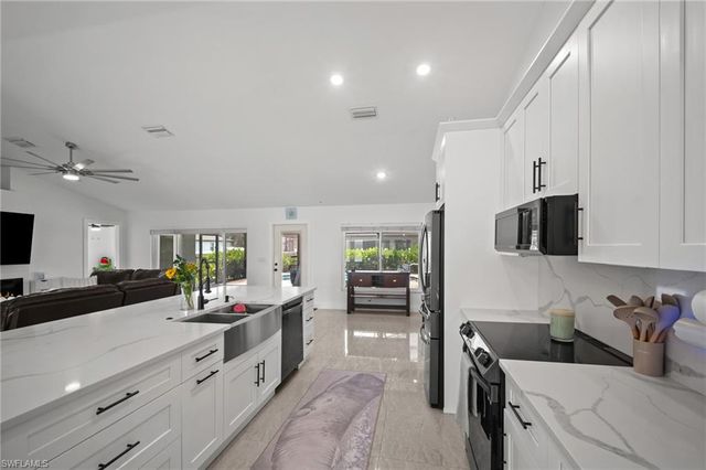 2702 NE 1st AVE, Cape Coral, FL 33909