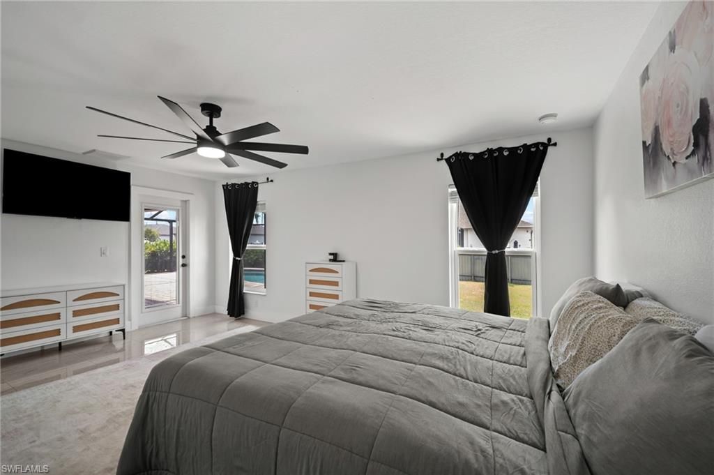 Image 18 of property listing at 2702 NE 1st AVE, Cape Coral, FL 33909