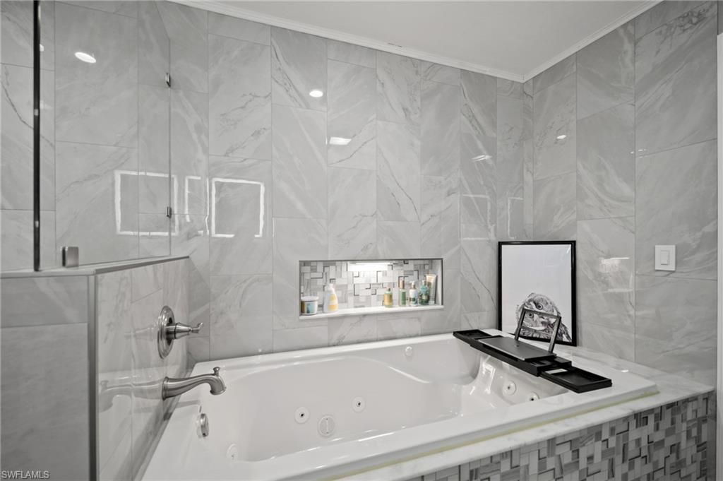 Image 21 of property listing at 2702 NE 1st AVE, Cape Coral, FL 33909