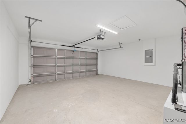 8235 N Merrimac Way, Citrus Springs, FL 34434