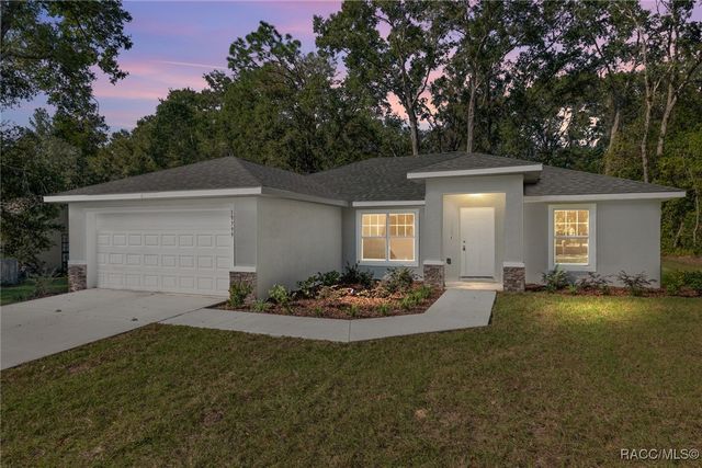 8235 N Merrimac Way, Citrus Springs, FL 34434