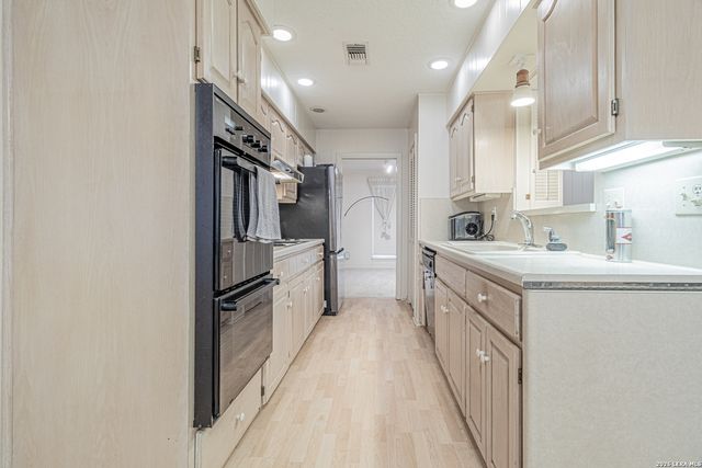 6706 Madeleine, San Antonio, TX 78229