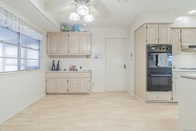 6706 Madeleine, San Antonio, TX 78229